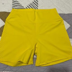 Buffbunny shorts